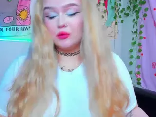 LilMilkyLilly's Live Sex Cam Show