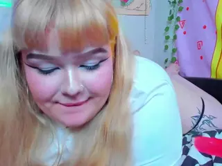 LilMilkyLilly's Live Sex Cam Show