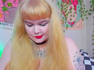LilMilkyLilly's Live Sex Cam Show
