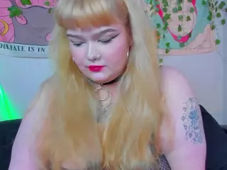 LilMilkyLilly's Live Sex Cam Show