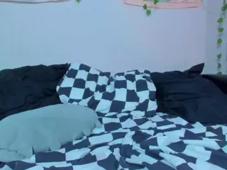 LilMilkyLilly's Live Sex Cam Show