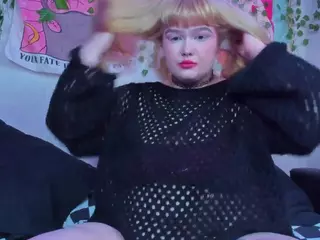 LilMilkyLilly's Live Sex Cam Show