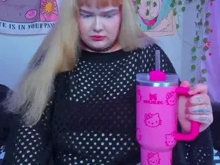 LilMilkyLilly's Live Sex Cam Show