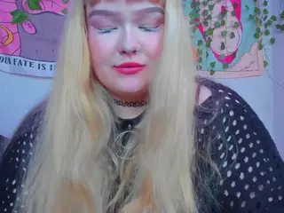 LilMilkyLilly's Live Sex Cam Show