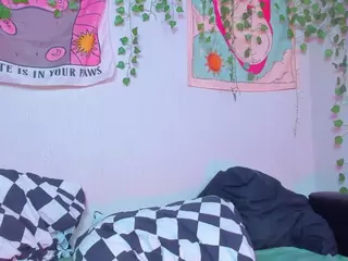 LilMilkyLilly's Live Sex Cam Show