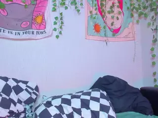 LilMilkyLilly's Live Sex Cam Show