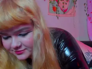 LilMilkyLilly's Live Sex Cam Show