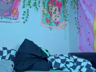 LilMilkyLilly's Live Sex Cam Show