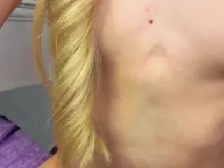 vialeta-baby's Live Sex Cam Show
