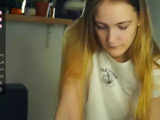 ArdithHewlett's Live Sex Cam Show