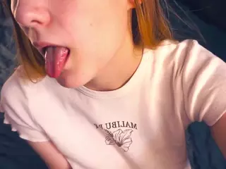 ArdithHewlett's Live Sex Cam Show