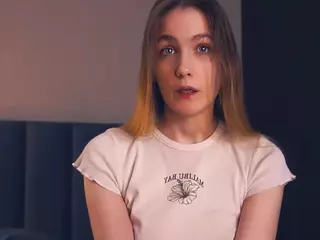 ArdithHewlett's Live Sex Cam Show