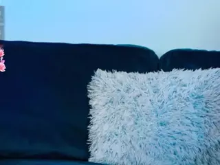 AveryWillow's Live Sex Cam Show