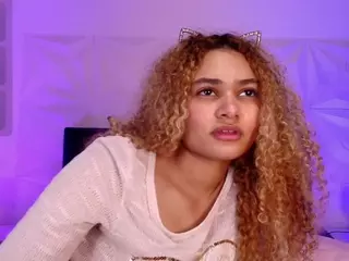 Curly Marshall's Live Sex Cam Show