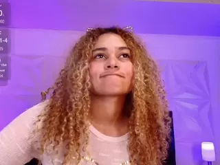 Curly Marshall's Live Sex Cam Show