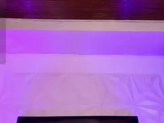 Curly Marshall's Live Sex Cam Show