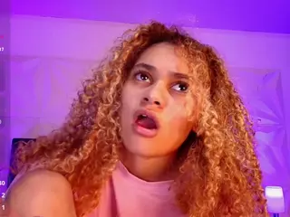 Curly Marshall's Live Sex Cam Show