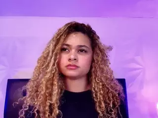 Curly Marshall's Live Sex Cam Show