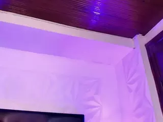 Curly Marshall's Live Sex Cam Show