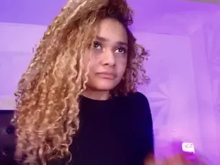 Curly Marshall's Live Sex Cam Show