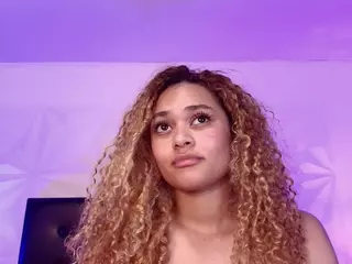 Curly Marshall's Live Sex Cam Show