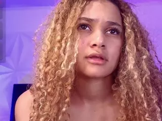 Curly Marshall's Live Sex Cam Show