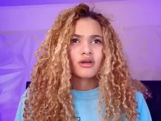 Curly Marshall's Live Sex Cam Show