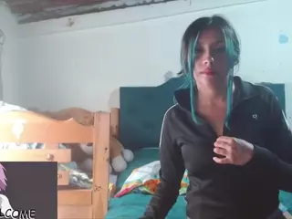 Evakoemi's Live Sex Cam Show