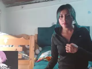 Evakoemi's Live Sex Cam Show