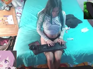 Evakoemi's Live Sex Cam Show