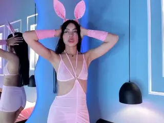 hannaa-zc's Live Sex Cam Show