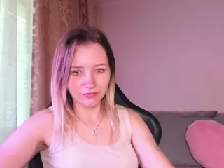 Kruassan33's Live Sex Cam Show