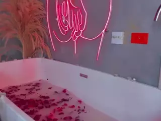 LeiaLeen's Live Sex Cam Show