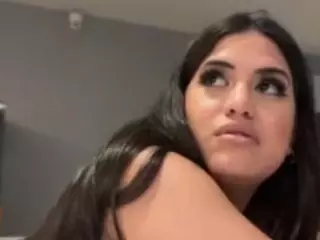 LeiaLeen's Live Sex Cam Show
