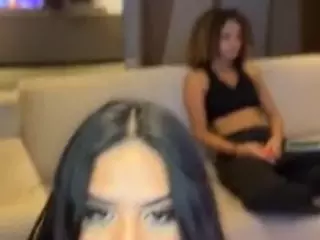 LeiaLeen's Live Sex Cam Show