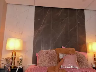 LeiaLeen's Live Sex Cam Show