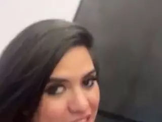 LeiaLeen's Live Sex Cam Show