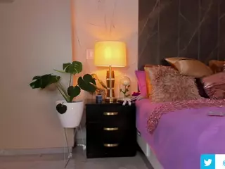 LeiaLeen's Live Sex Cam Show