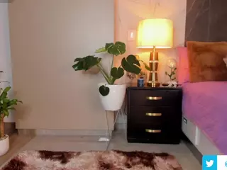 LeiaLeen's Live Sex Cam Show