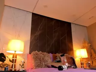 LeiaLeen's Live Sex Cam Show