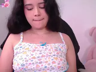 Lol-cutee's Live Sex Cam Show