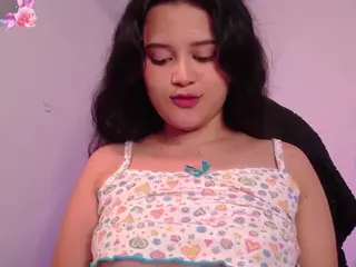 Lol-cutee's Live Sex Cam Show
