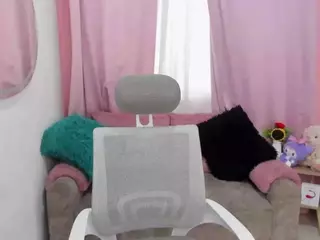 MiiaMooree's Live Sex Cam Show