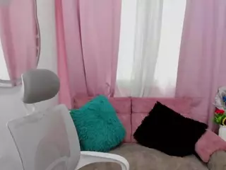 MiiaMooree's Live Sex Cam Show