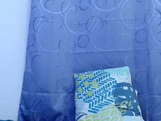 skinnykalitzo18's Live Sex Cam Show