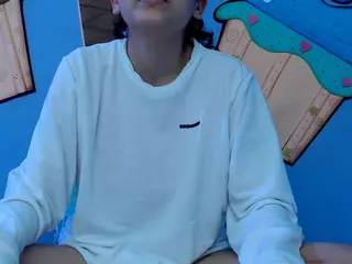 skinnykalitzo18's Live Sex Cam Show