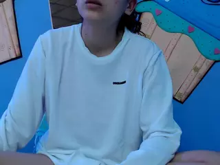 skinnykalitzo18's Live Sex Cam Show