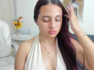 Valentina-Suaz's Live Sex Cam Show