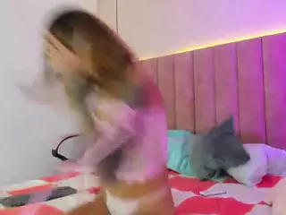 AbrilPeach's Live Sex Cam Show