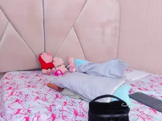 AbrilPeach's Live Sex Cam Show